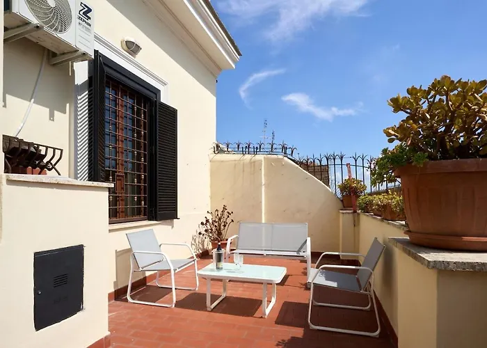 Attico Alle Mura Apartment *